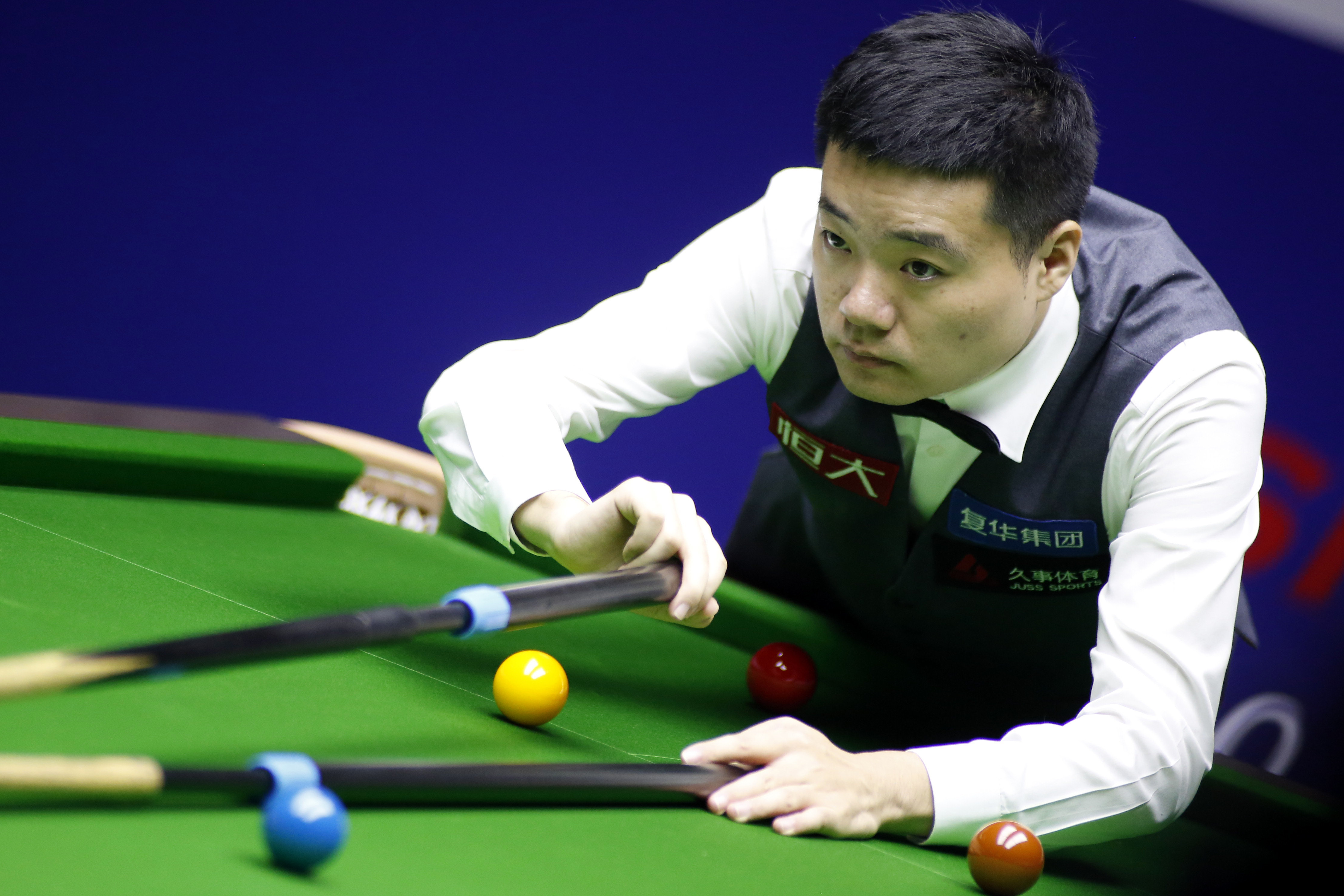 依然难以拯 依然难以拯