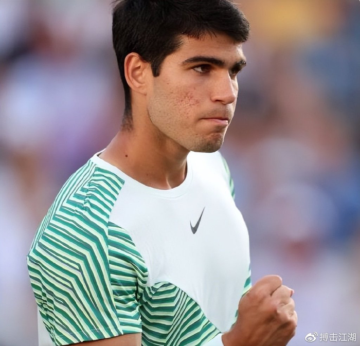 与此同时 与此同时