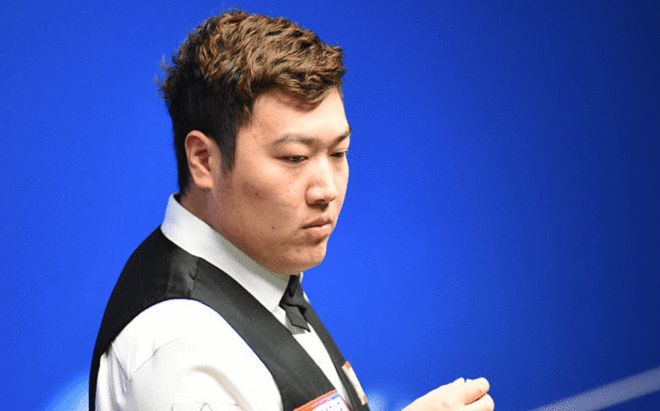 员敲响了警 员敲响了警